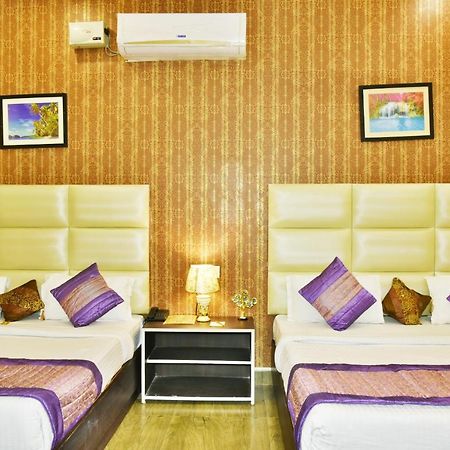 אמריצר Hotel Hk Continental מראה חיצוני תמונה