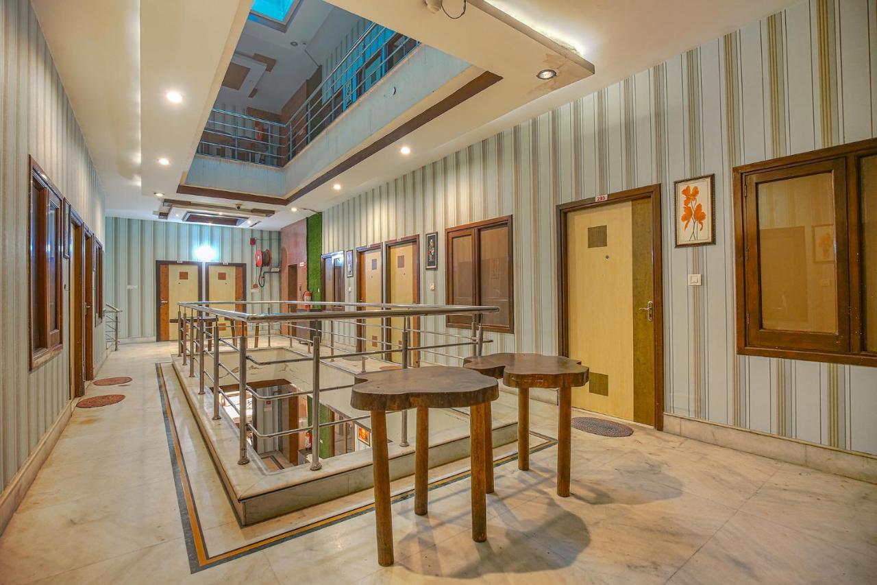 אמריצר Hotel Hk Continental מראה חיצוני תמונה