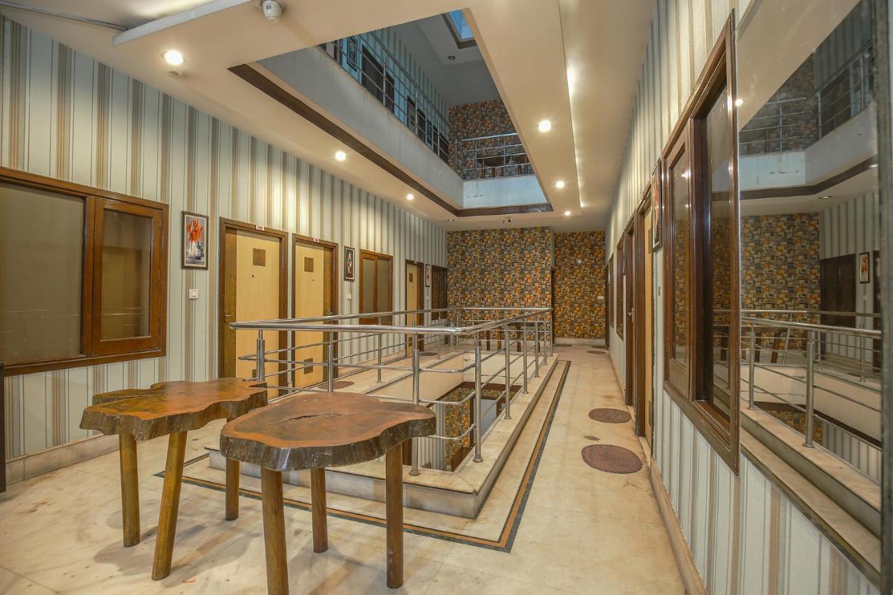 אמריצר Hotel Hk Continental מראה חיצוני תמונה