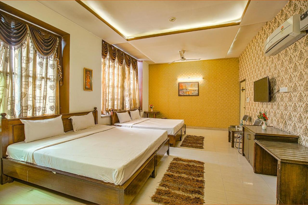 אמריצר Hotel Hk Continental מראה חיצוני תמונה