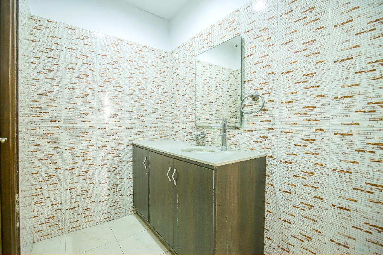אמריצר Hotel Hk Continental מראה חיצוני תמונה