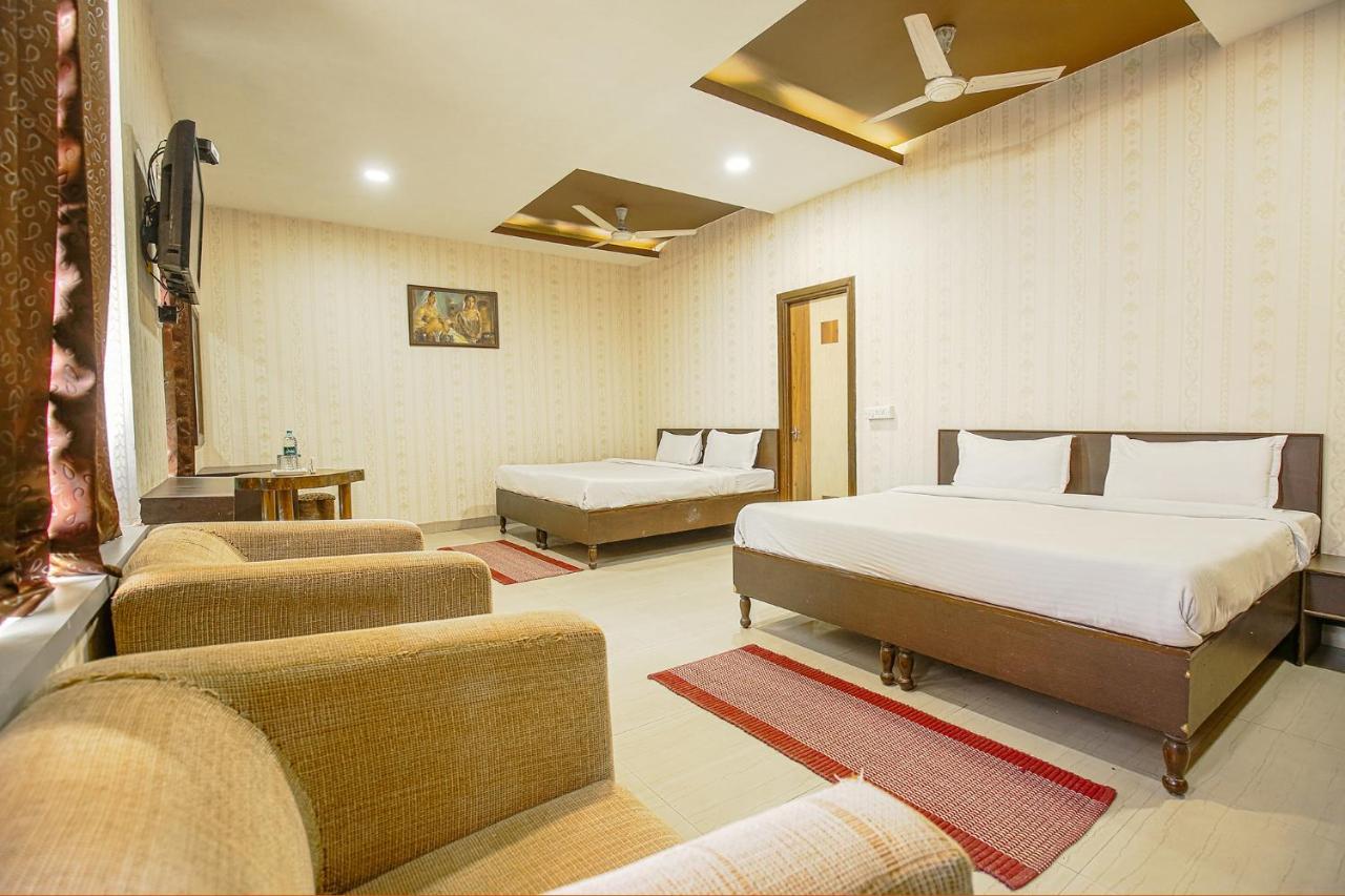 אמריצר Hotel Hk Continental מראה חיצוני תמונה