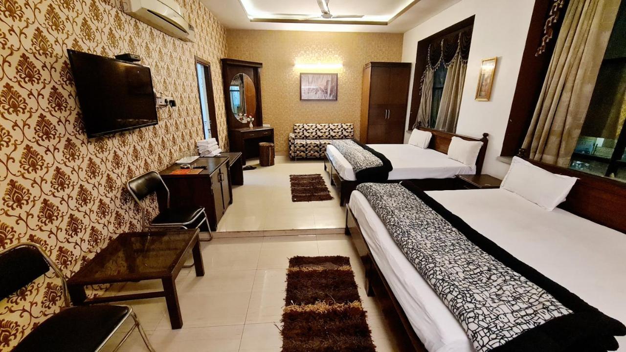 אמריצר Hotel Hk Continental מראה חיצוני תמונה